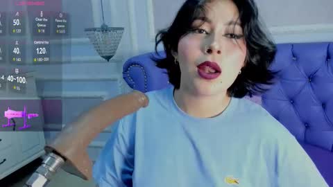 Snapshot of liily_hot chatting on 11/02/25, 07:44 LIILY online show from 11/02/25, 07:44