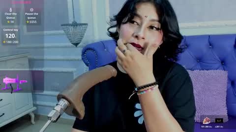 Snapshot of liily_hot chatting on 11/07/25, 12:21 LIILY online show from 11/07/25, 12:21