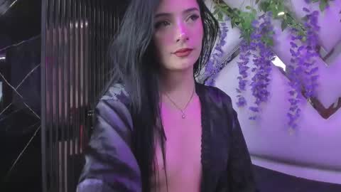 Brittany online show from 04/04/26, 03:20