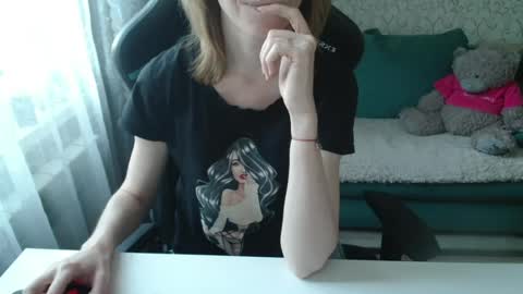 Snapshot of liissax chatting on 06/17/26, 04:52 Liissax online show from 06/17/26, 04:52