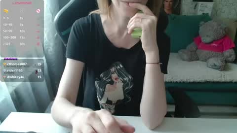 Snapshot of liissax chatting on 06/30/26, 04:19 Liissax online show from 06/30/26, 04:19