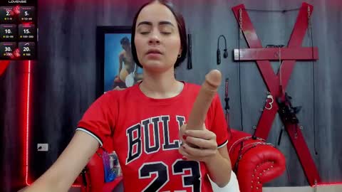 Nini - online show from 11/18/25, 01:15