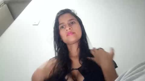 Snapshot of liiz5 chatting on 01/10/25, 02:25 liiz5 online show from 01/10/25, 02:25