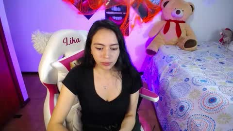 Liika  online show from 11/06/25, 02:01