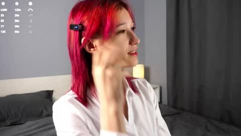 Emi online show from 11/19/25, 11:54