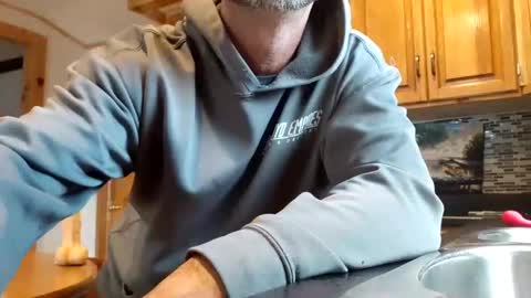 St pierre online show from 10/26/25, 04:02