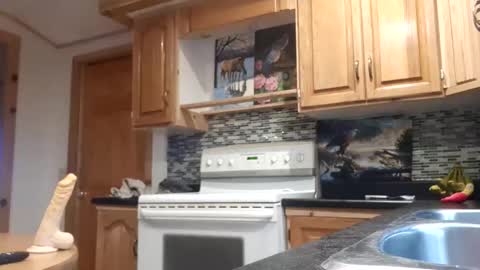 St pierre online show from 10/30/25, 04:30