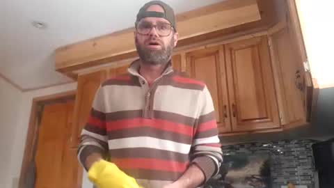 St pierre online show from 12/02/25, 02:23