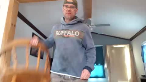 St pierre online show from 04/05/26, 02:36