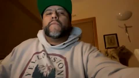 Snapshot of likembigr69 chatting on 03/10/25, 06:49 likembigr69 online show from 03/10/25, 06:49