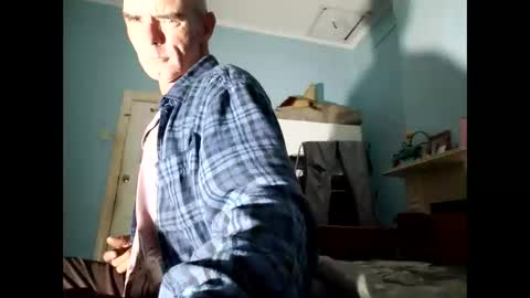 liketowatch1234529419 online show from 05/06/26, 12:32