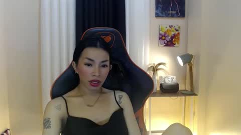 Leng online show from 02/13/26, 01:29