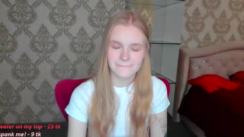 Snapshot of lil_cookie_monster chatting on 02/20/26, 11:22 Erica online show from 02/20/26, 11:22