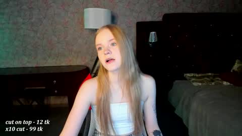 Snapshot of lil_cookie_monster chatting on 02/26/26, 11:09 Erica online show from 02/26/26, 11:09