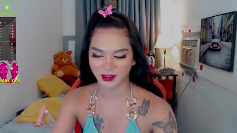 Snapshot of lil_fantacy chatting on 12/04/24, 03:37 LILY online show from 12/04/24, 03:37