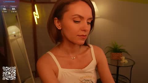 Snapshot of lil_fleur chatting on 09/15/25, 04:07 LILIAN use my lovense toy and give me plesure online show from 09/15/25, 04:07
