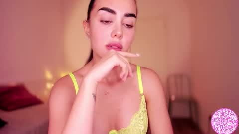 Gabriela online show from 03/06/25, 07:36