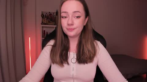 Snapshot of lil_happiness chatting on 01/28/25, 09:19 for free registration 3 online show from 01/28/25, 09:19