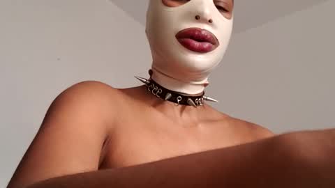 Snapshot of lil_ith chatting on 02/19/26, 06:04 Lilith online show from 02/19/26, 06:04