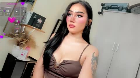 Miss Lily online show from 10/30/25, 08:42