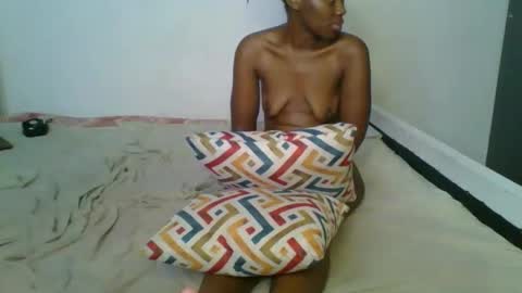 Snapshot of lil_meg chatting on 02/20/26, 11:49 lil_meg online show from 02/20/26, 11:49