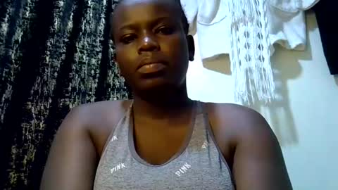 Snapshot of lil_miss23 chatting on 10/07/25, 01:58 lil_miss23 online show from 10/07/25, 01:58