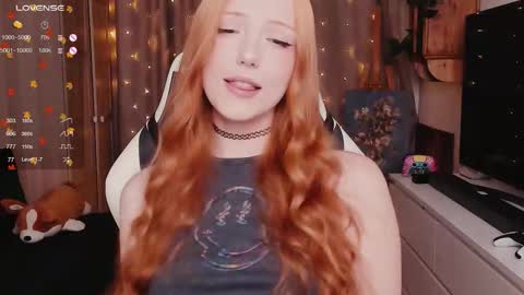 Snapshot of lil_pumpkinpie chatting on 10/14/25, 01:23 Val online show from 10/14/25, 01:23