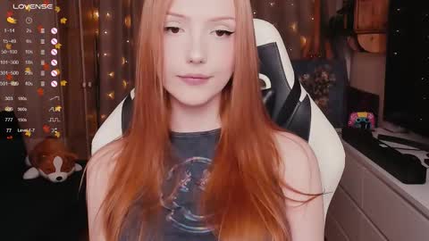 Snapshot of lil_pumpkinpie chatting on 11/24/25, 01:11 Val online show from 11/24/25, 01:11