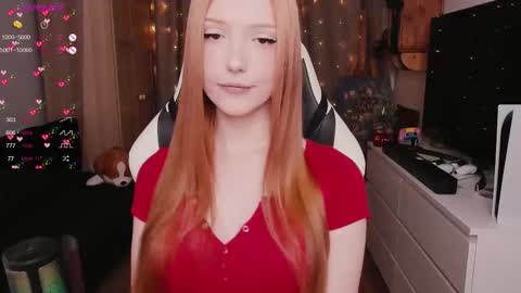 Snapshot of lil_pumpkinpie chatting on 12/21/25, 03:08 Val online show from 12/21/25, 03:08