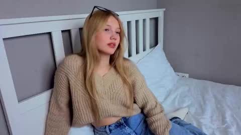 Emma online show from 03/19/26, 08:29