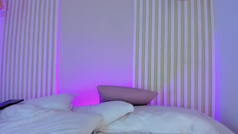 L I L A   online show from 12/16/24, 11:39