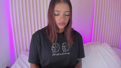 L I L A   online show from 12/18/24, 08:25