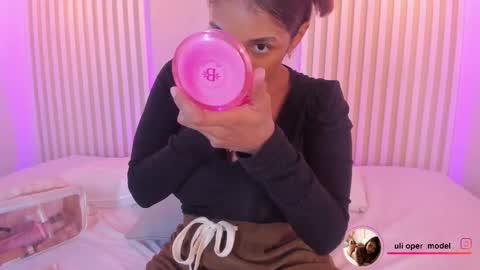 L I L A   online show from 12/04/25, 04:00