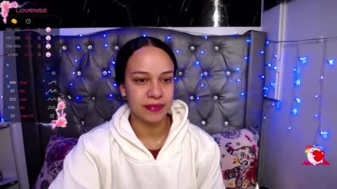 Snapshot of lila_gummy_ chatting on 01/18/25, 01:29 online show from 01/18/25, 01:29