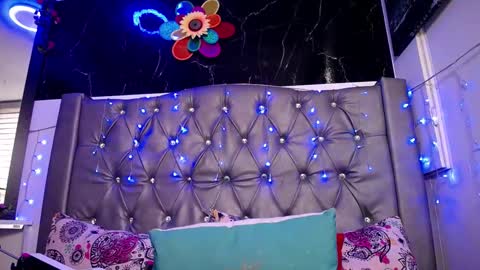Snapshot of lila_gummy_ chatting on 03/12/25, 03:40 online show from 03/12/25, 03:40