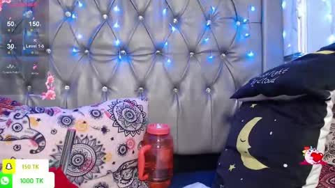 Snapshot of lila_gummy_ chatting on 09/25/25, 11:03 online show from 09/25/25, 11:03