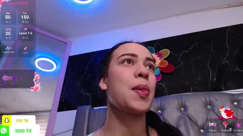 Snapshot of lila_gummy_ chatting on 10/11/25, 12:04 online show from 10/11/25, 12:04