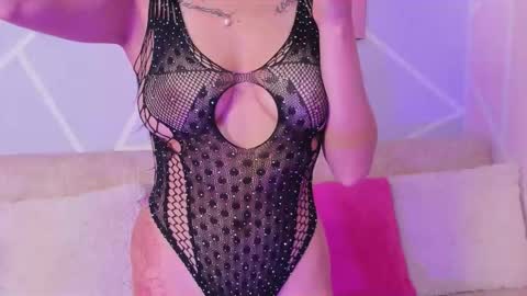 Snapshot of lila_noa chatting on 09/23/25, 07:39 lila noa online show from 09/23/25, 07:39