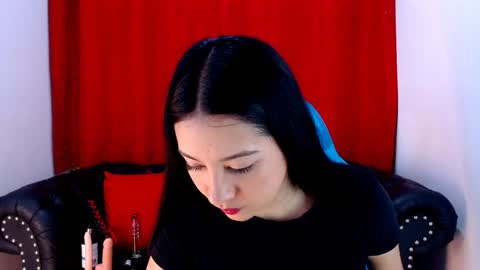 Snapshot of lila_pinky chatting on 01/26/25, 01:47 L I L A online show from 01/26/25, 01:47