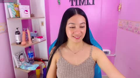 Snapshot of lila_pinky chatting on 03/03/25, 08:54 L I L A online show from 03/03/25, 08:54