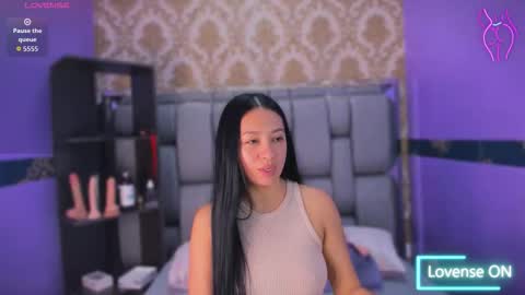 Snapshot of lila_pinky chatting on 10/07/25, 12:13 L I L A online show from 10/07/25, 12:13