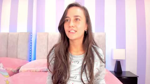 Snapshot of lila_rush_ chatting on 12/25/24, 08:39 Lila online show from 12/25/24, 08:39