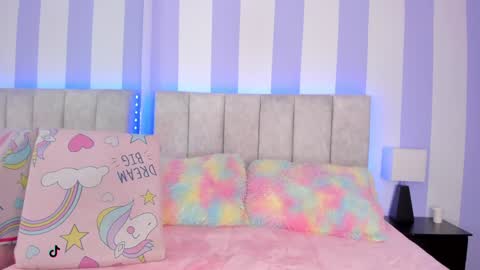 Snapshot of lila_rush_ chatting on 01/22/25, 05:17 Lila online show from 01/22/25, 05:17