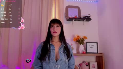 Snapshot of lila_rush_ chatting on 10/13/25, 07:36 Lila online show from 10/13/25, 07:36