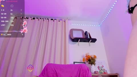 Snapshot of lila_rush_ chatting on 12/13/25, 07:53 Lila online show from 12/13/25, 07:53