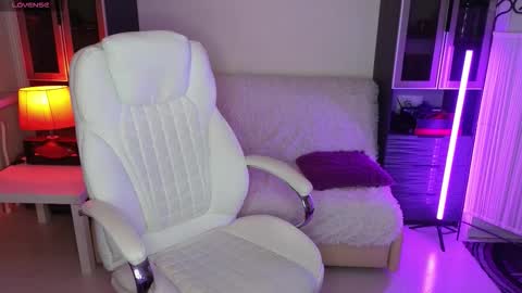 Lila online show from 10/25/25, 04:46