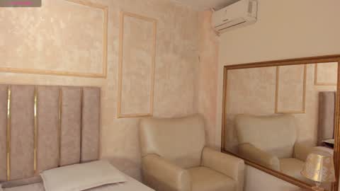 Snapshot of lilabeily chatting on 02/06/25, 08:34 lila bailey online show from 02/06/25, 08:34