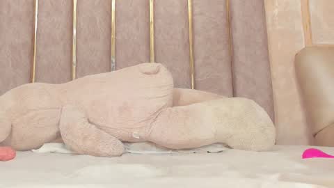 Snapshot of lilabeily chatting on 02/11/25, 01:41 lila bailey online show from 02/11/25, 01:41