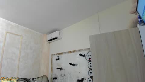 Snapshot of lilabeily chatting on 10/27/25, 07:40 lila bailey online show from 10/27/25, 07:40