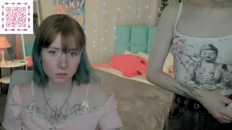 Lili online show from 05/25/26, 02:39